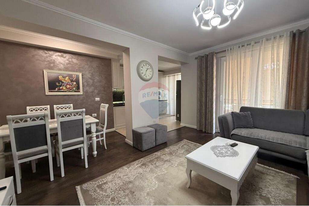 Apartament 2+1 me qira Selvia