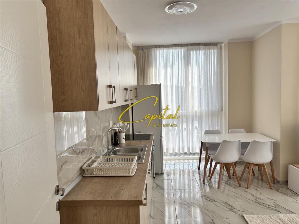 APARTAMENT ME QERA 1+1 YZBERISHT 550 EURO