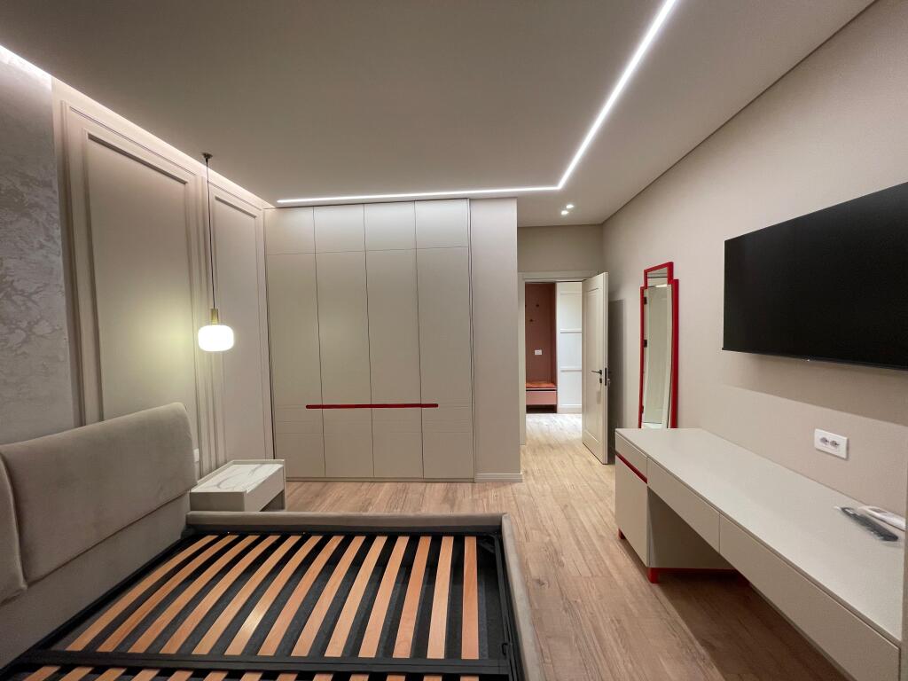 Apartament 2+1 me qira white palace ne paskuqan.