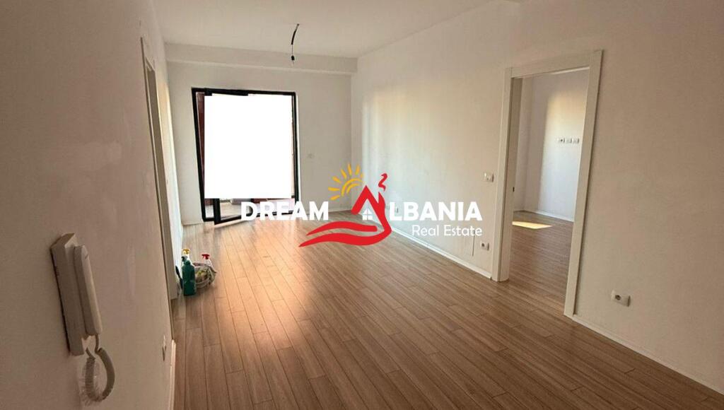 Commercial space for rent on Kavaja Street, Near “Tirana Garden Building”, in Tirana (ID 42611325)