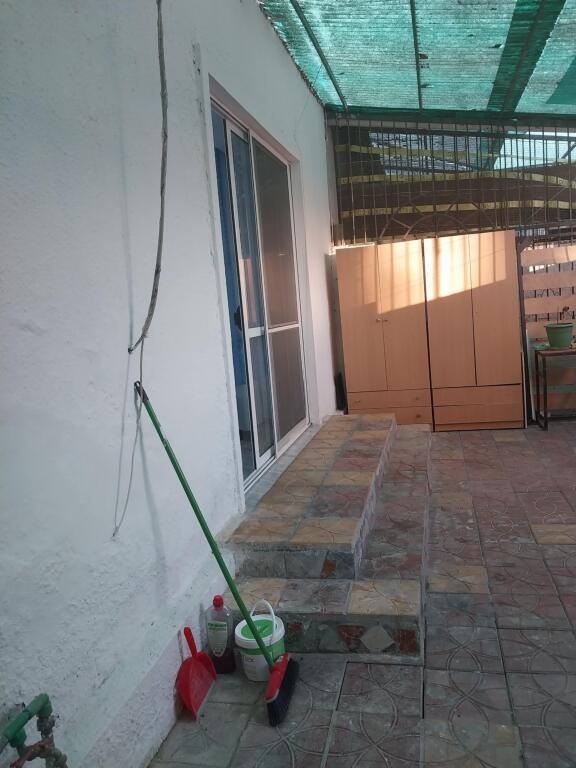 Tirane, vendo, monolocale con veranda spaziosa Piano 1, Via Dibra