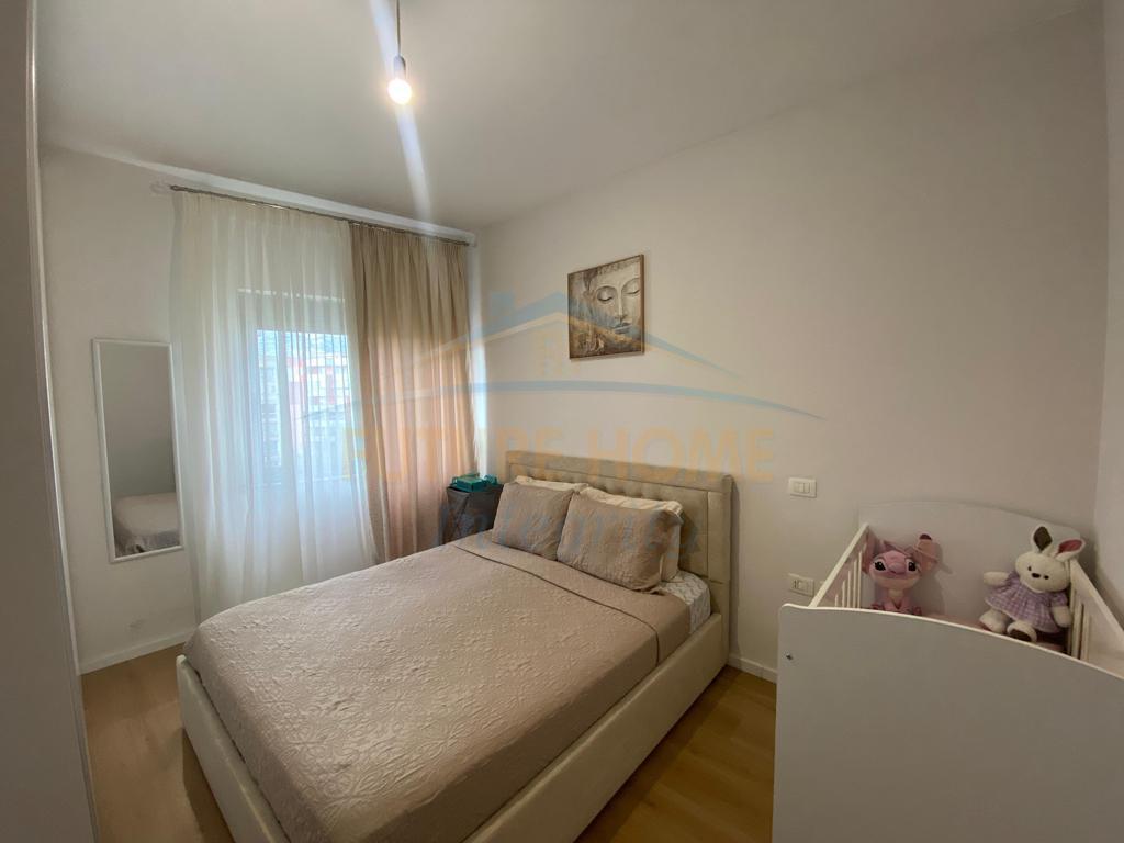 Shitet, Apartament 1+1 Fres