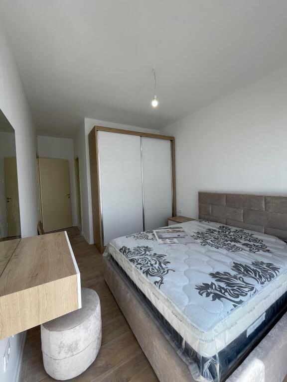 Apartament 1+1 me Qira + Post Parkimi – Ali Demi