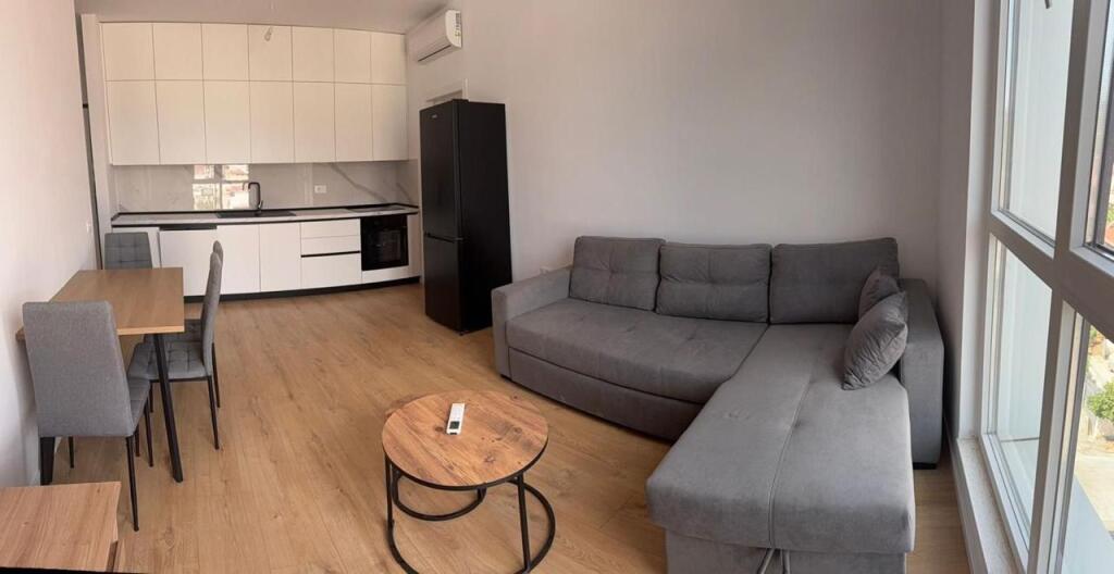 📍 Apartment 1+1 for Rent – Siri Kodra Street, Tirana	💶Price: 450 €/month
