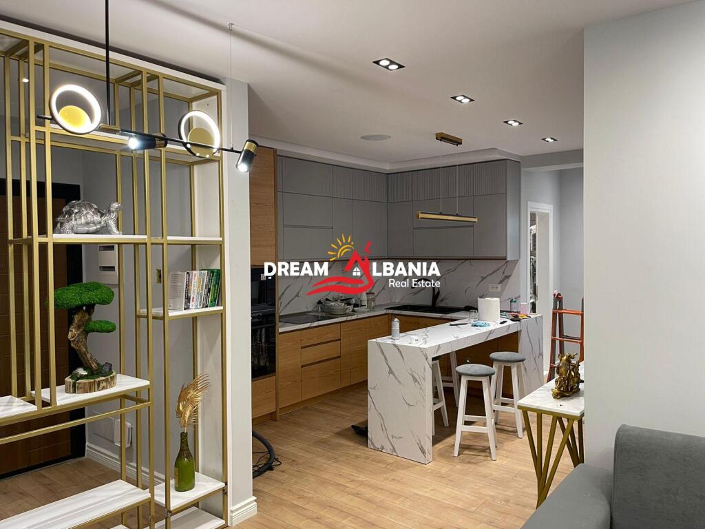 Apartment 2+1 for rent at Fusha e Aviacionit, near the University “Zoja e keshillit te Mire” in Tirana (ID 42214560)