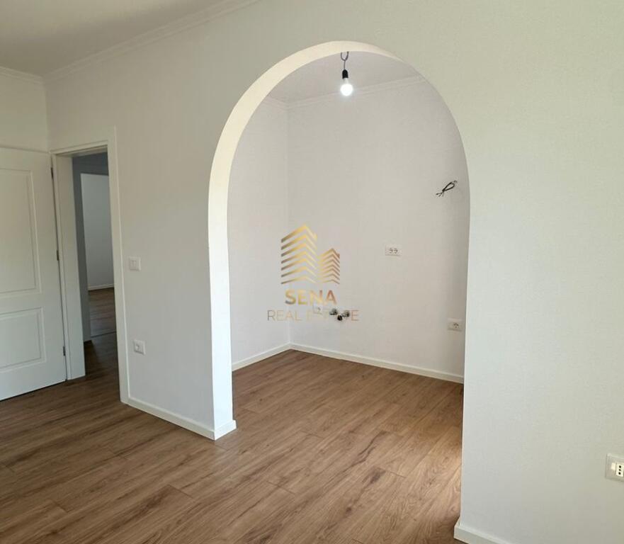 For sale, Apartment 2+1+balcony, Pediatrics – Kongresi i Manastirit Street, 129,000 Euro
