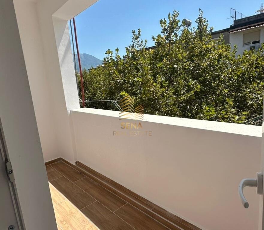 For sale, Apartment 2+1+balcony, Pediatrics – Kongresi i Manastirit Street, 129,000 Euro