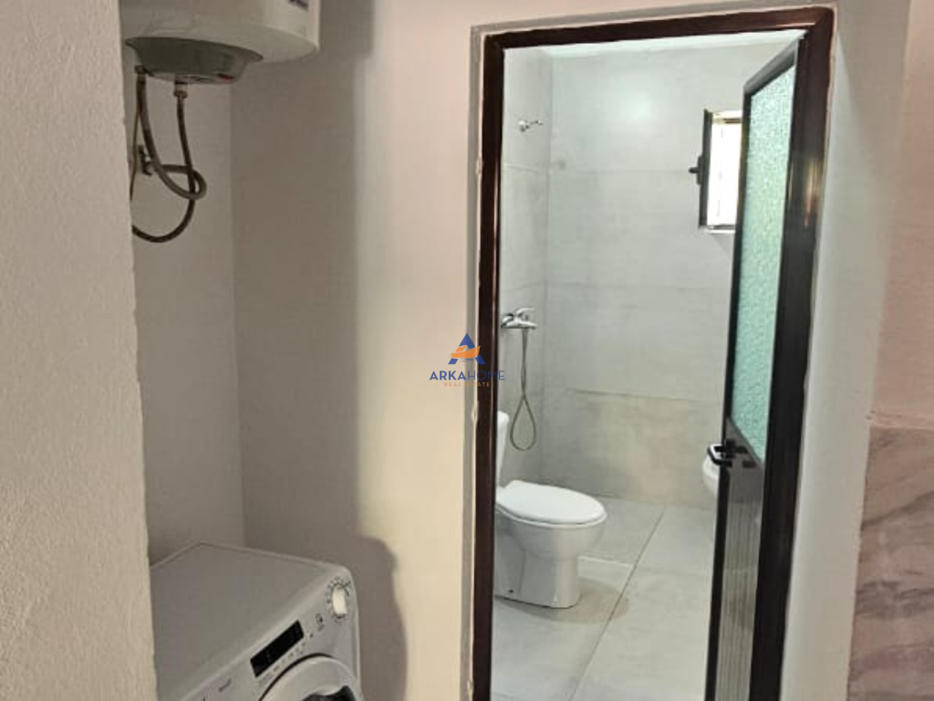 JEPET APARTAMENT 1+1 ME QERA "RRUGA BABE REXHA" 550 EURO