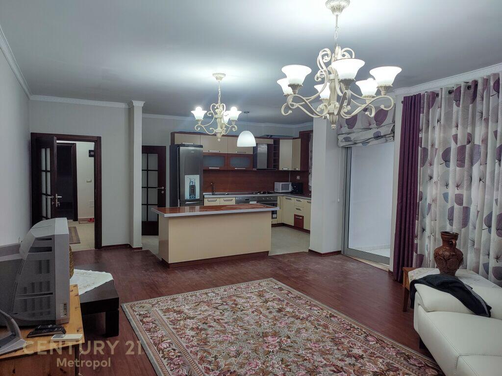 Appartamento 3+1+2 In Vendita vicino allo Zoo! 265,000 €