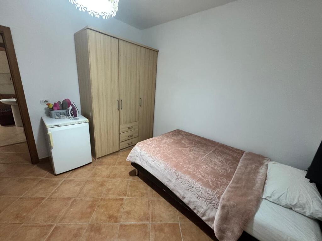 Super Apartament 2+1 për Qira (Brryli)