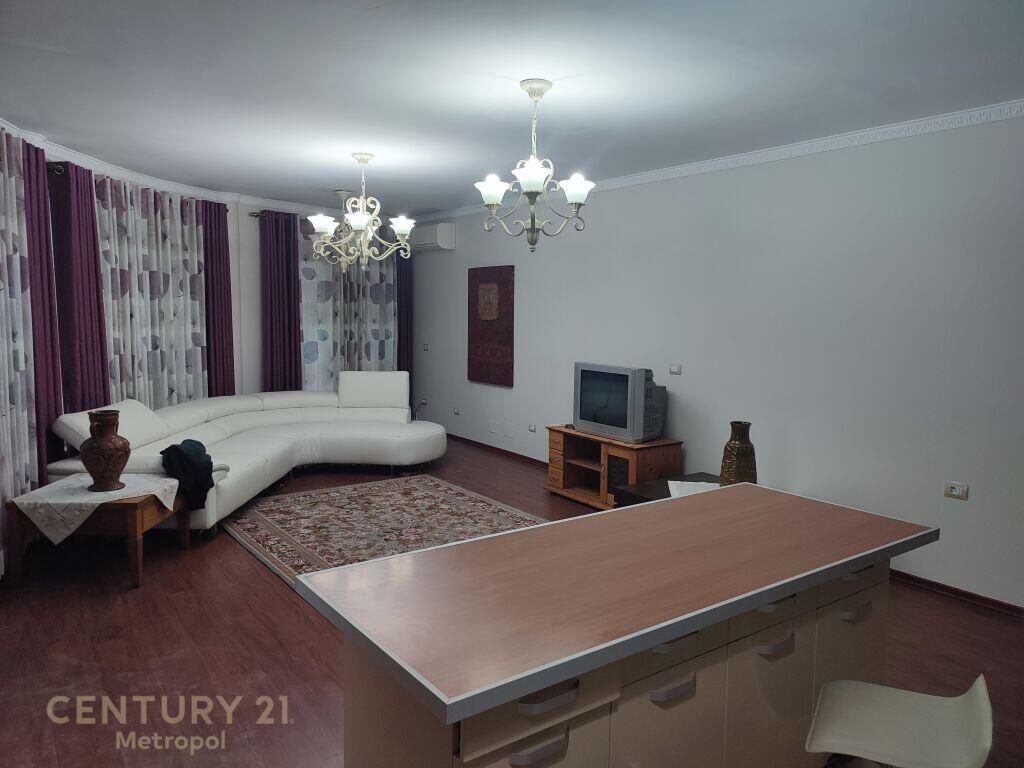 Appartamento 3+1+2 In Vendita vicino allo Zoo! 265,000 €