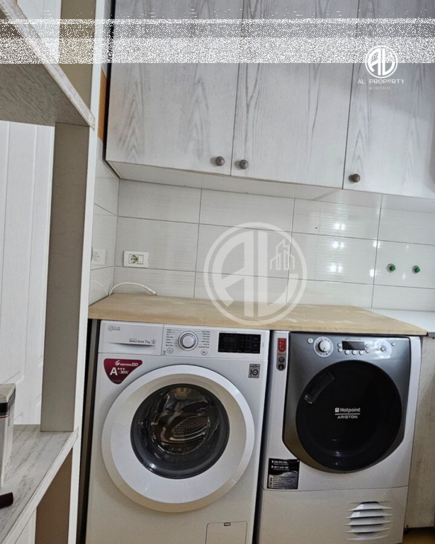 Appartamento 2+1+2 in affitto nel Quartiere 6, ex Distretto di Polizia, Durazzo.