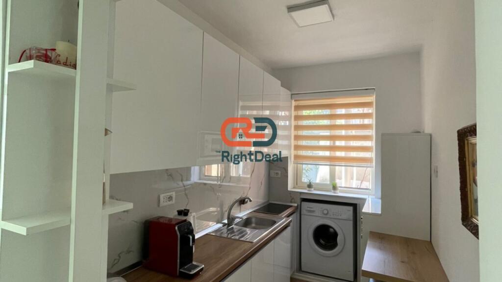 At Myslym Shyri, Private House For Rent With Yard And Parking Space!!