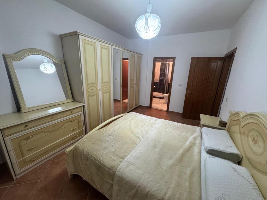 Super Apartament 2+1 për Qira (Brryli)