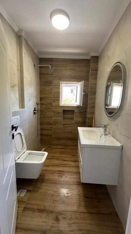 SHITET APARTAMENT 2+1 PEDIATRIA 129.000 EURO