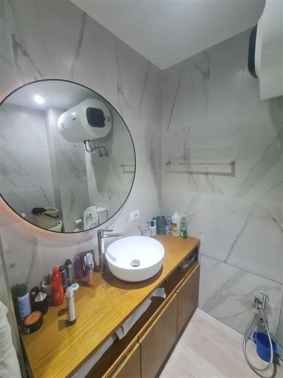 Yzberisht, luxury 1+1 apartment for rent (50,000 leke)