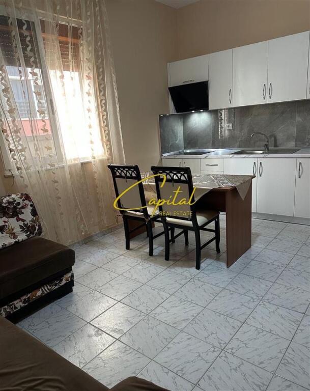APARTAMENT ME QERA 1+1 RRUGA E DURRESIT 500 EURO
