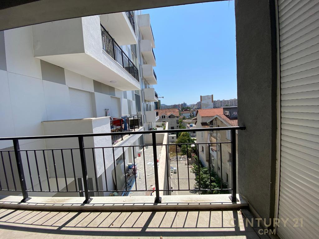 TEK SHESHI SHQIPONJA SHESIM APARTAMENT 1+1
