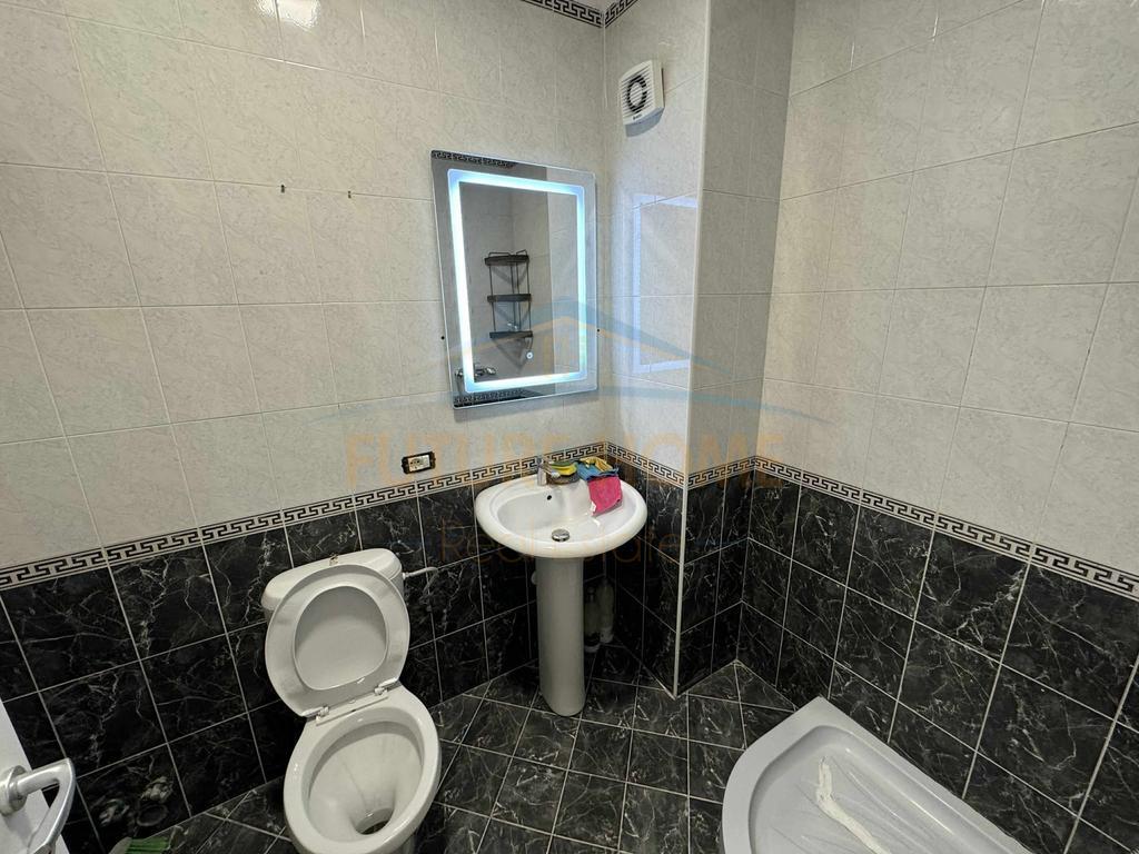 Shitet, Apartament 2+1, Yzberisht, Tiranë.