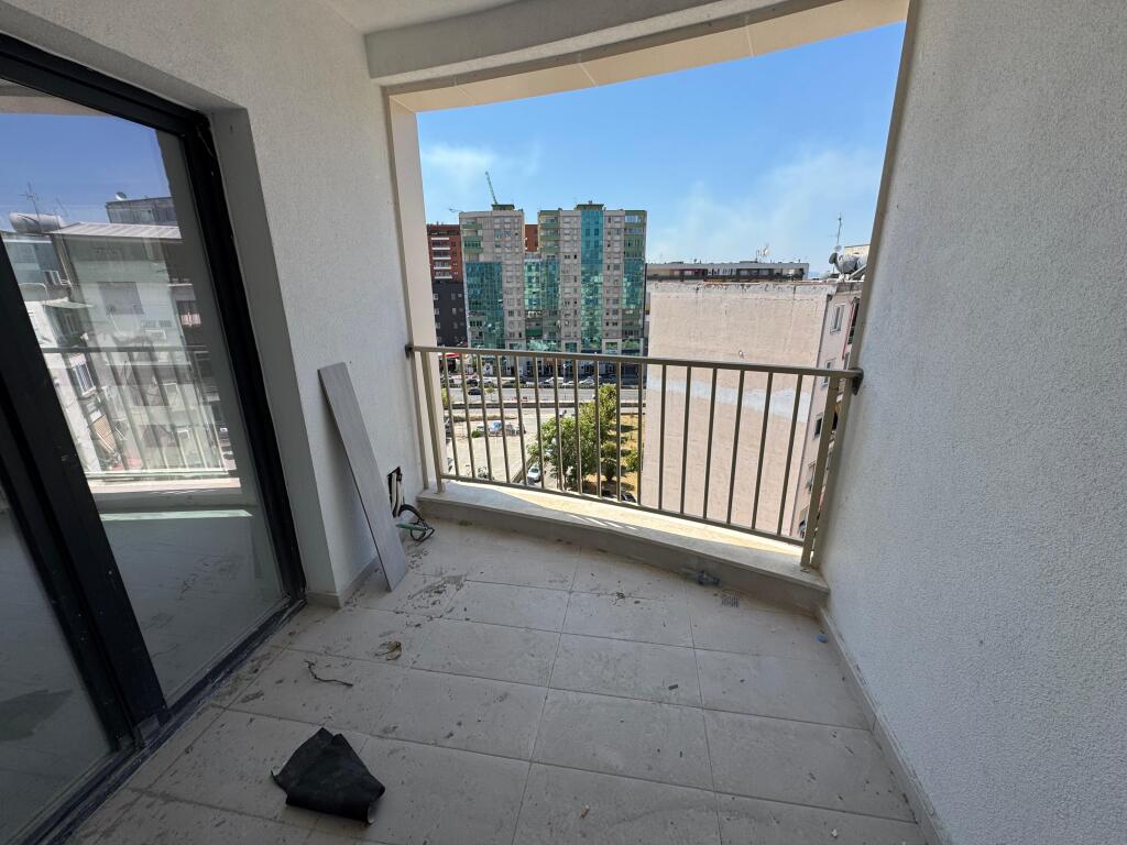 📣Office space for rent with Parking📍Blackbird  💶Price 2000 euros including parking