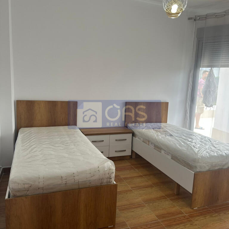 Jepet me qera apartament 3+1+2  ne Brryl .