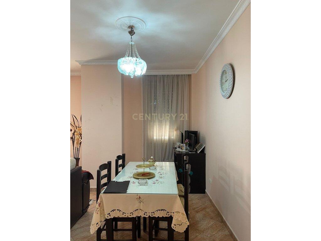 Appartamento 2+1 in Affitto nel Centro, Durrës !