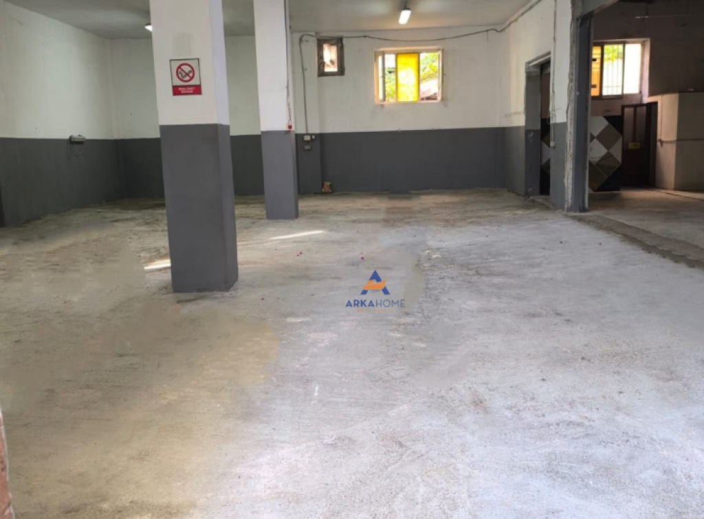 WAREHOUSE FOR RENT AT "RRUGA SIRI KODRA" 1700 EURO