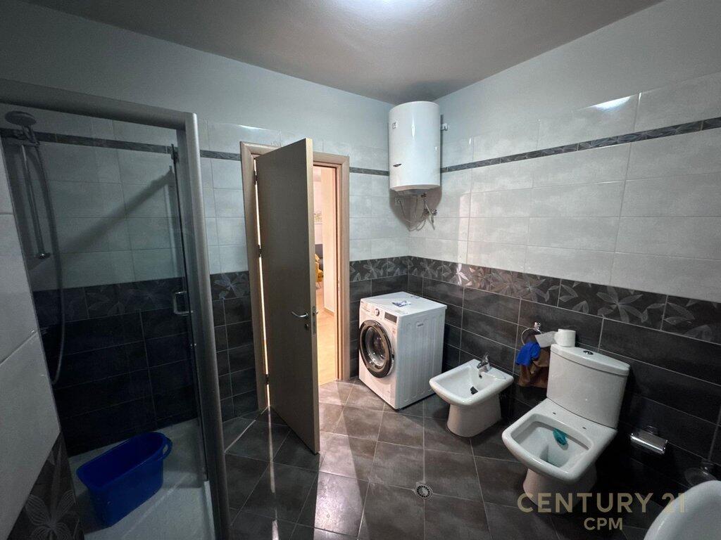 APARTAMENT 3+1+2+P PER QIRA, LIQENI I THATE!