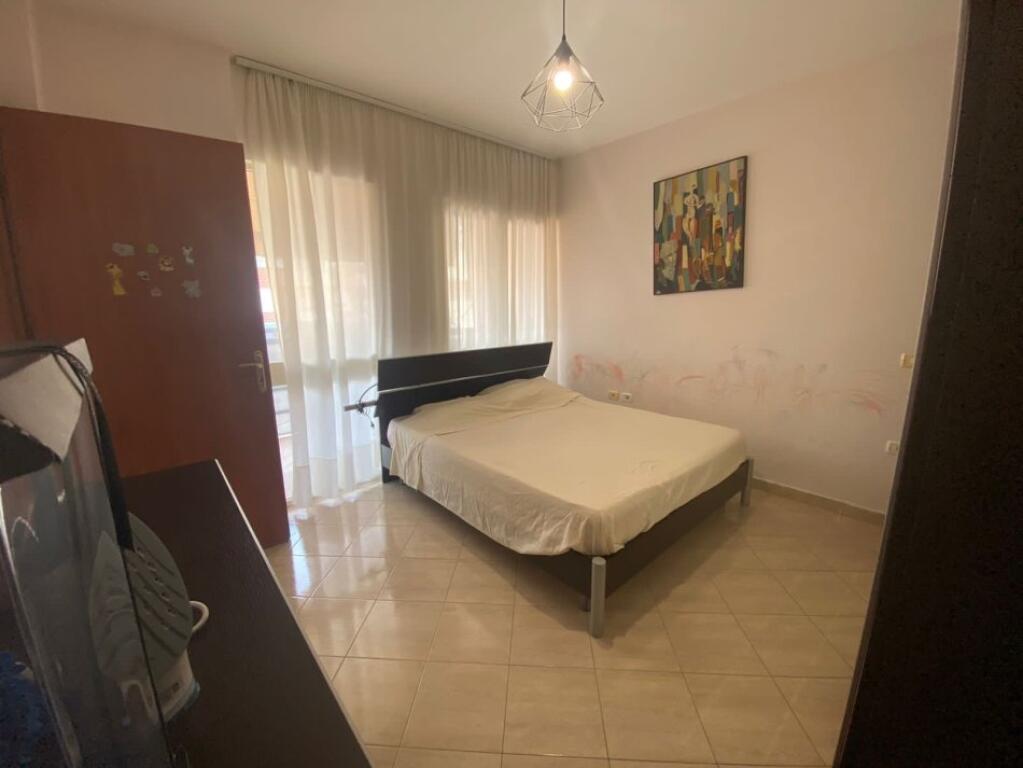 APARTAMENT 1+1 ME QIRA TE SELVIA 550 EURO