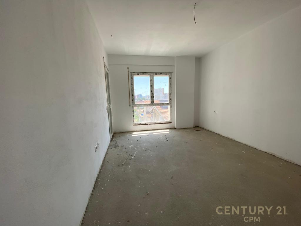 TEK SHESHI SHQIPONJA SHESIM APARTAMENT 1+1