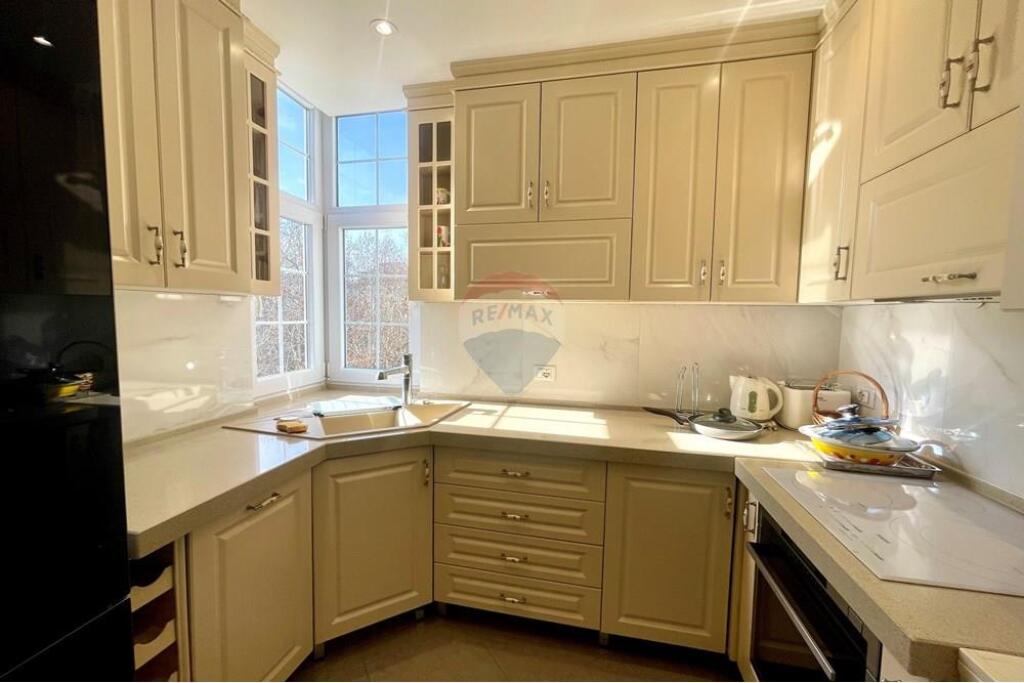 APARTMENT 3+1 FOR RENT AT FORMER EXHIBITION!!