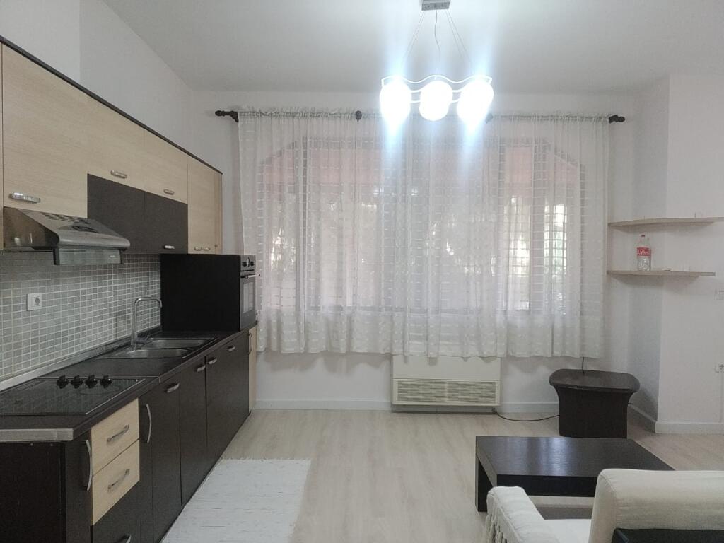 JEPET ME QERA APARTAMENT 3+1 TE ISH TREGU ELEKTRIK!!