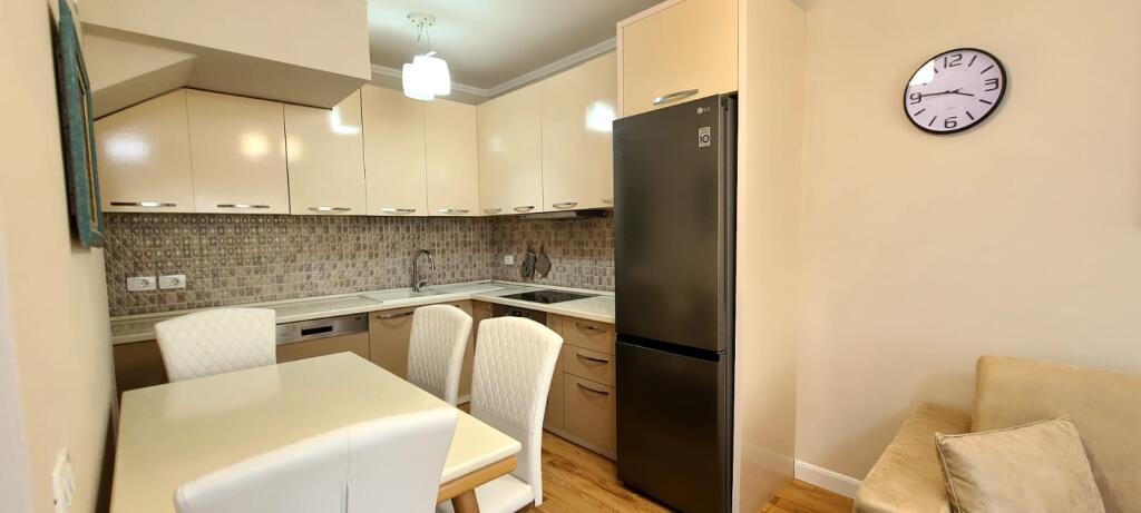 Duplex 2+1+2 për qira në "Rezidencen Kodra e Diellit 2"