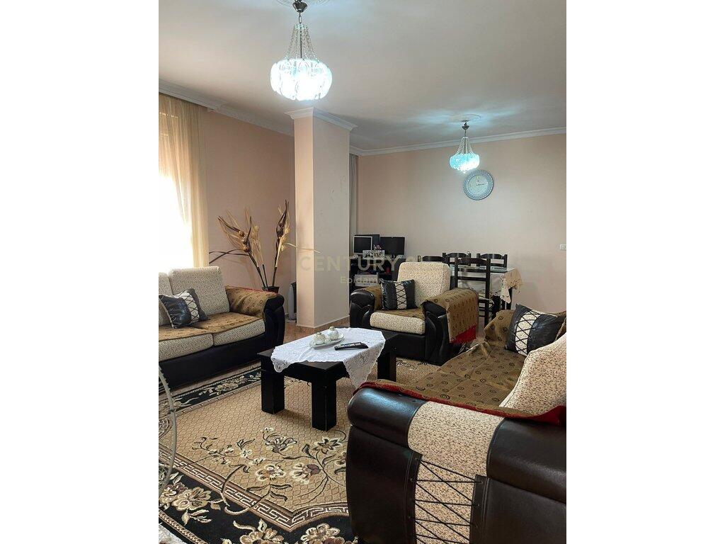 Appartamento 2+1 in Affitto nel Centro, Durrës !