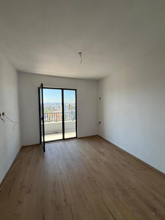 🏡Appartamento 2+1 in Vendita | 📍Ulliri, Kamez | 📐97m2 | 💶77.000€