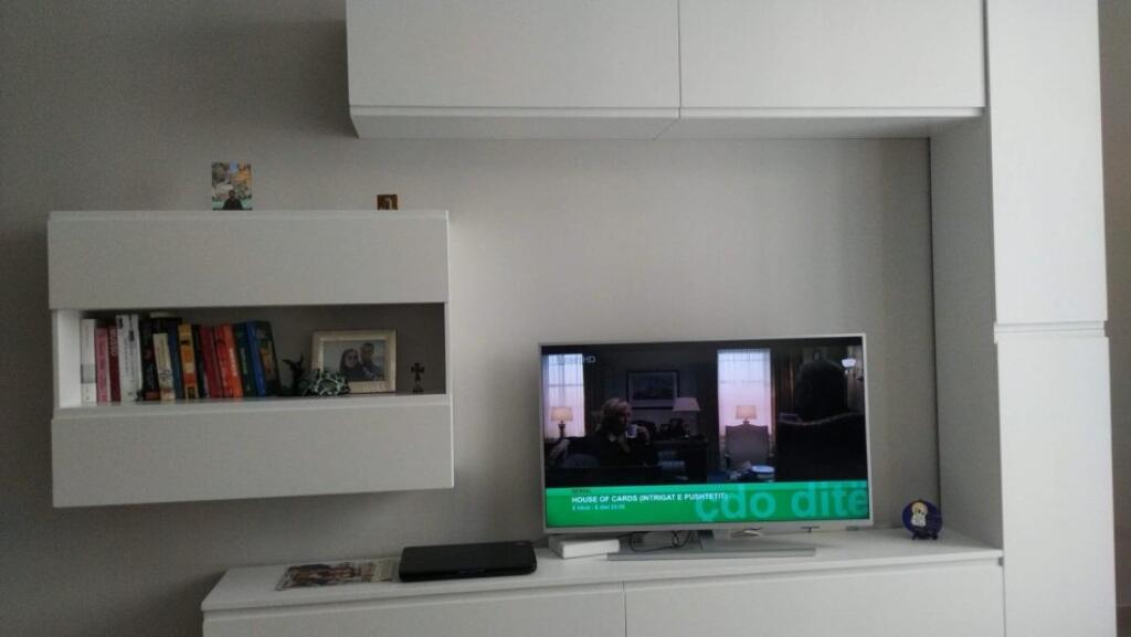 Tirane, jap me qera apartament 2+1+2 banjo Kati 1, 90 m² 40.000 Lek
