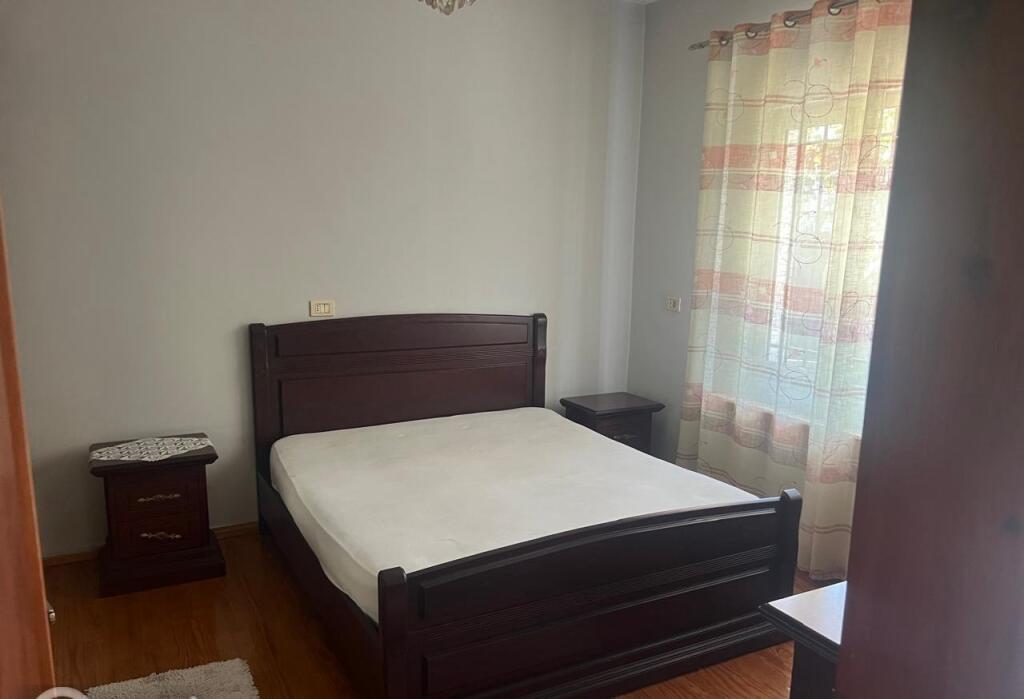 APARTAMENT ME QERA 2+1 LAPRAKE 35.000 LEKE