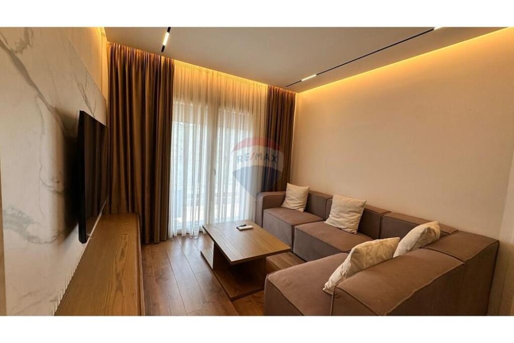 Apartament 1+1 me post parkimi, Kopshti Botanik