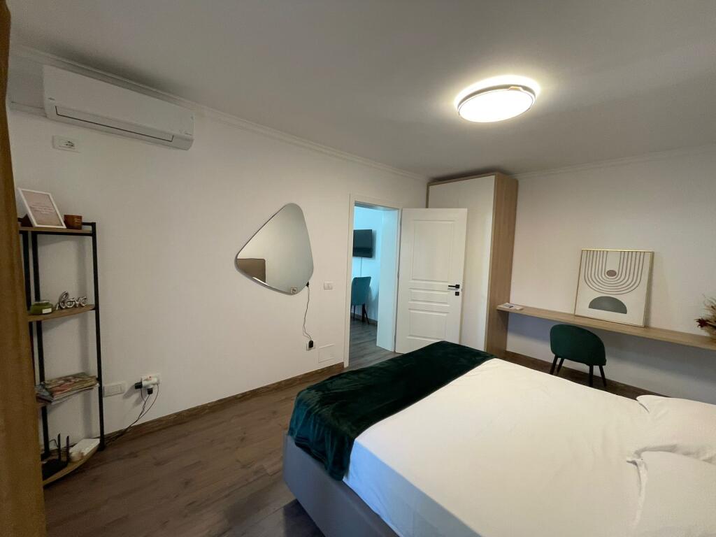 Apartament 1+1+ballkon per Qira tek 21 Dhjetori