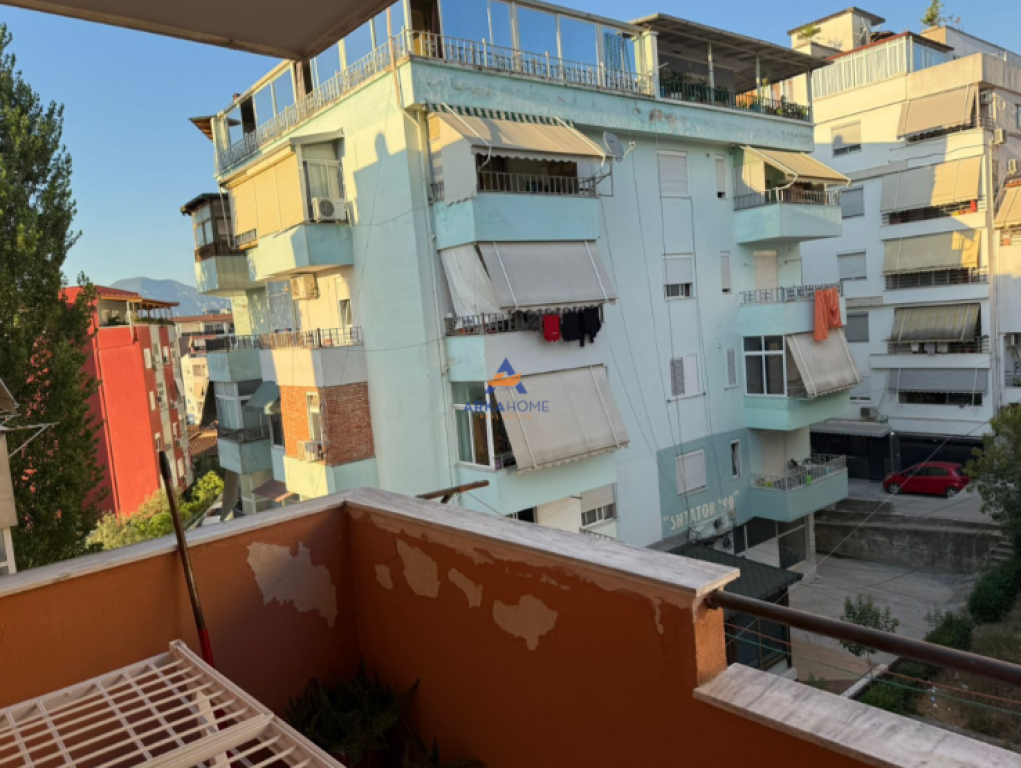 JEPET ME QERA APARTAMENT 1+1+BALLKON "KODRA E DIELLIT 411 EURO"
