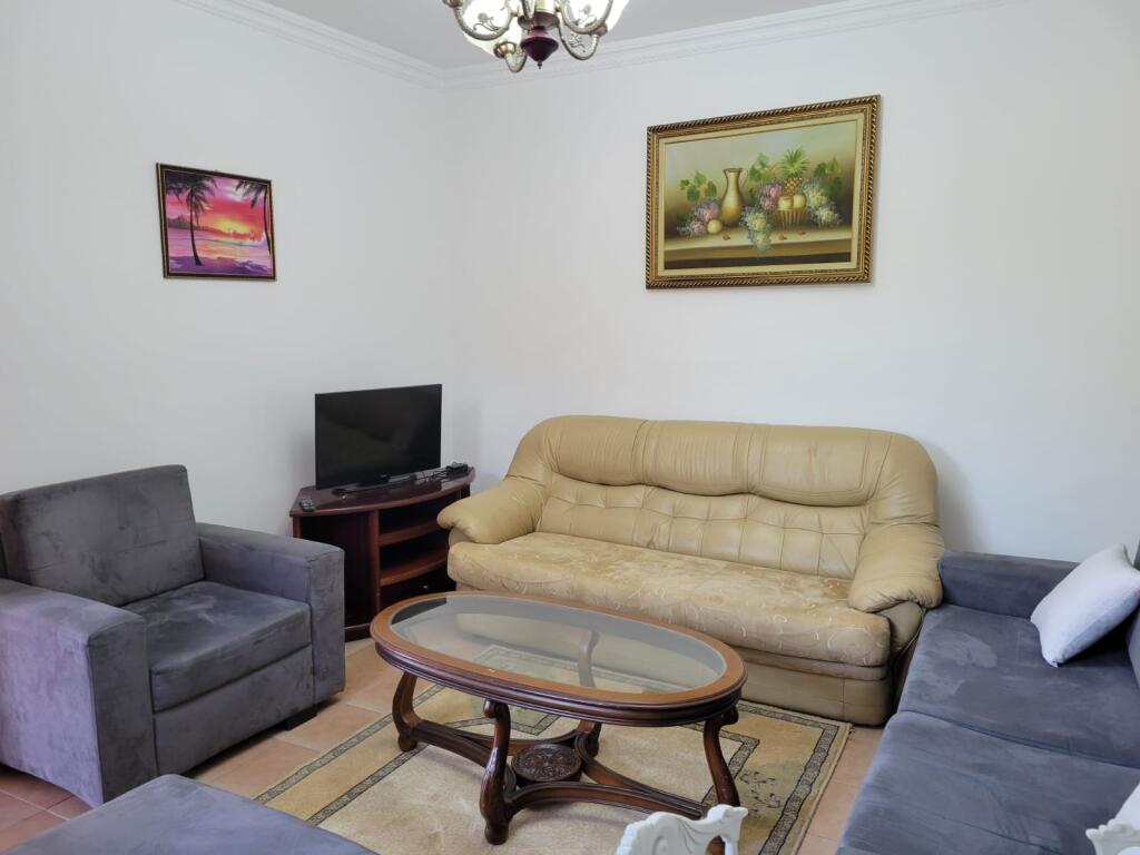 Jepet me qira apartament 1+1 ne Selite 35.000 leke