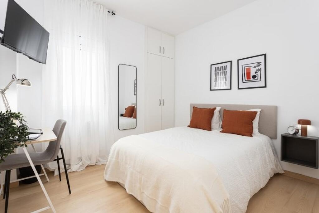 Apartment For Rent 2+1 In Kinostudio (ID B220287) Tirana.
