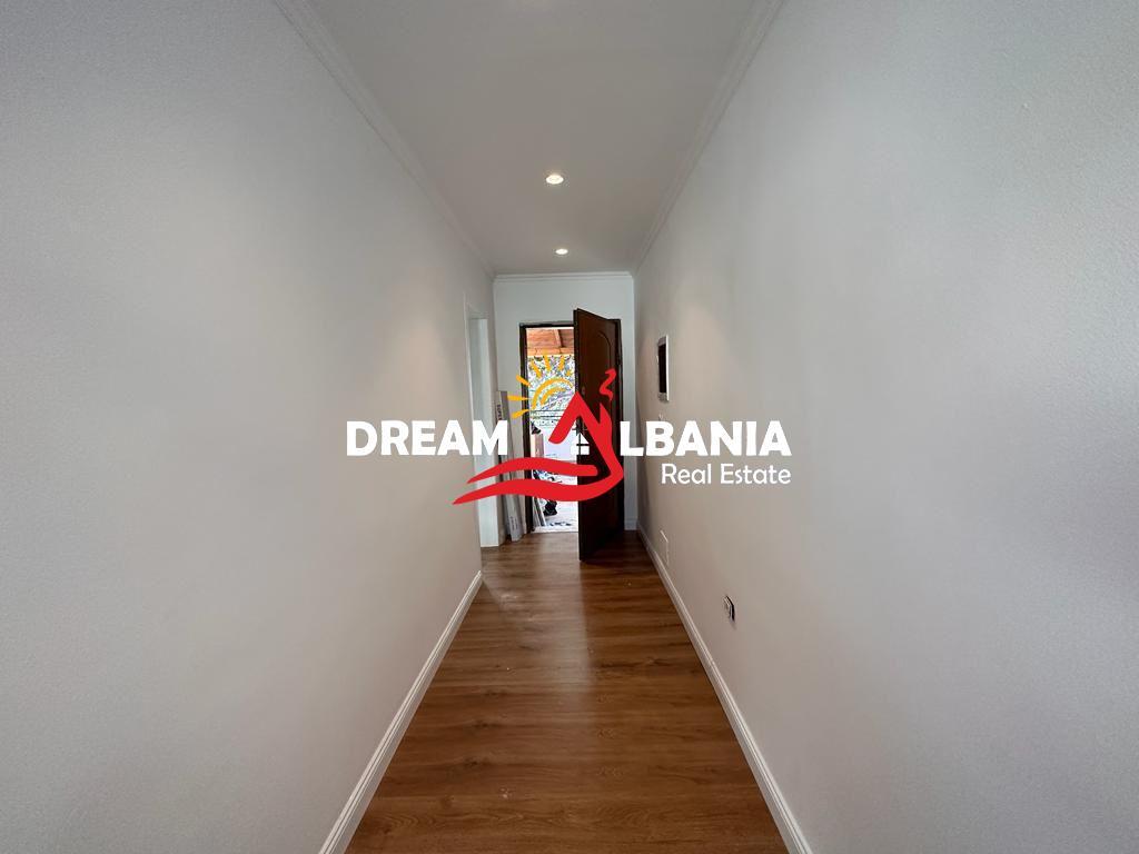 Villa Privata su Due Piani in Vendita nella zona di Kinostudio vicino alla scuola Gjon Buzuku (ID 4141027)