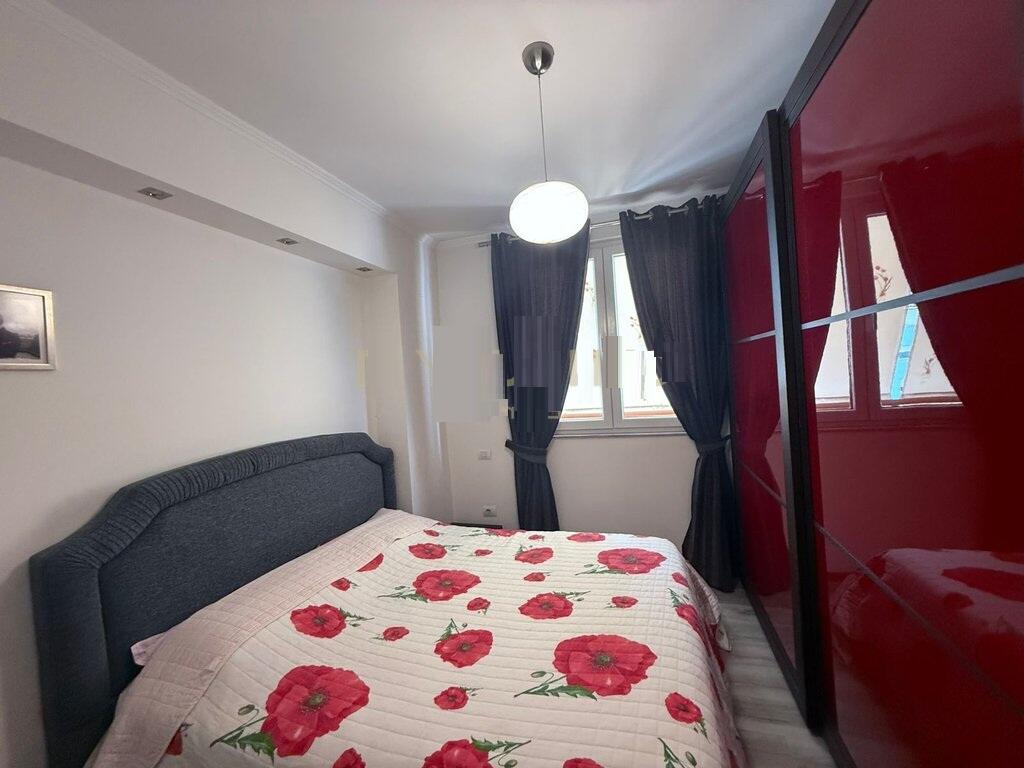 Apartament 1+1 me Qira pranë Ish Ekspozitës