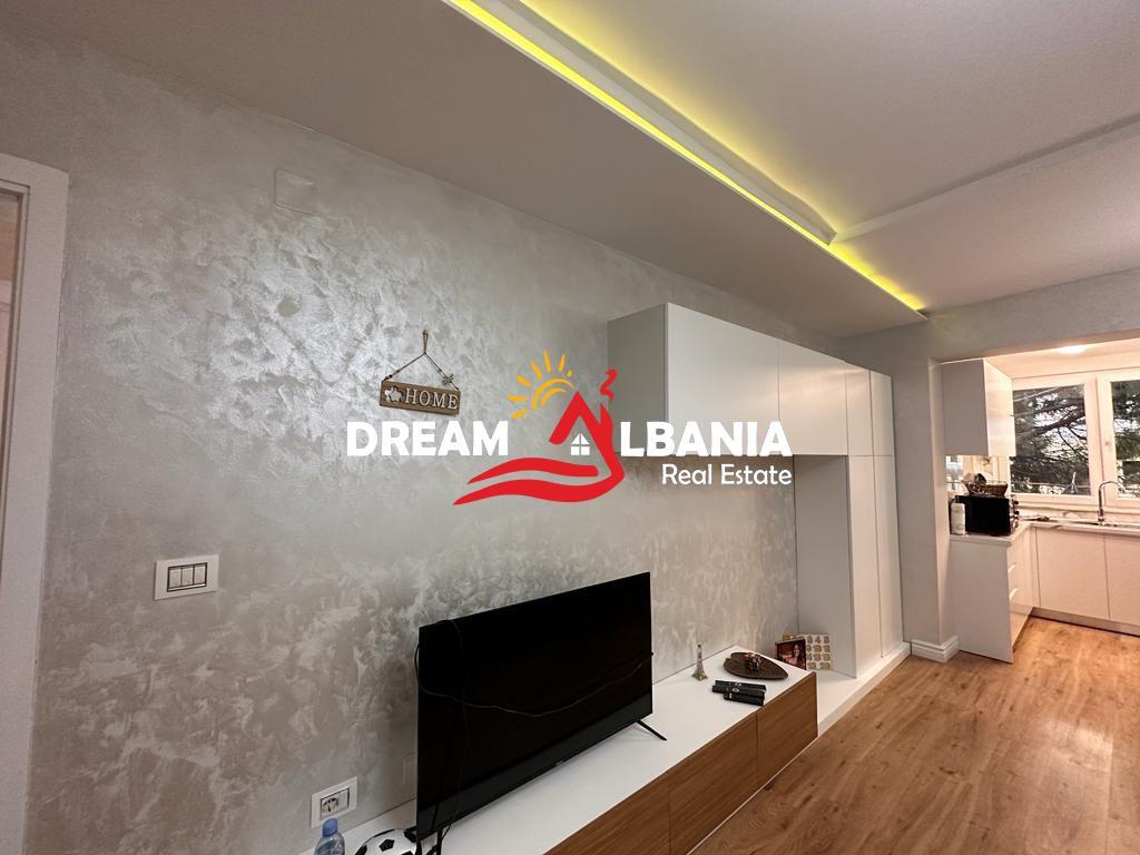 Villa Privata su Due Piani in Vendita nella zona di Kinostudio vicino alla scuola Gjon Buzuku (ID 4141027)