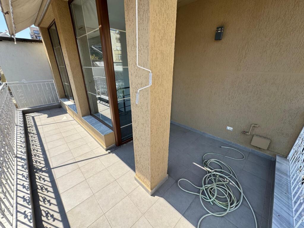📣Qera, Ambjent per Zyra  📍Rruga e Kavajes💶 Cmimi 1200 euro ne muaj