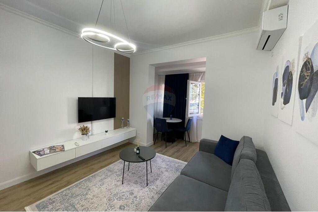 Apartament 1+1+ballkon me Qira tek 21 Dhjetori