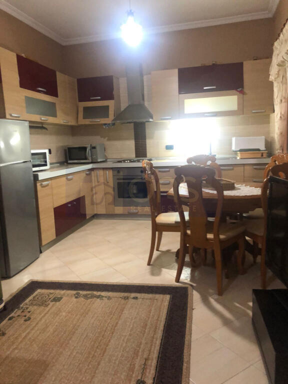 House 1+1 for rent near the Mosque of the Madrasa