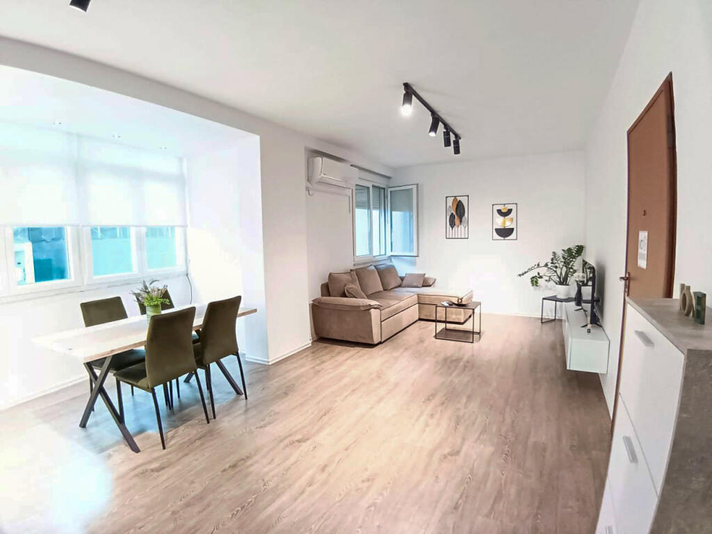 APARTMENT FOR RENT! OPTIKA ROMA, PAZAR I RI