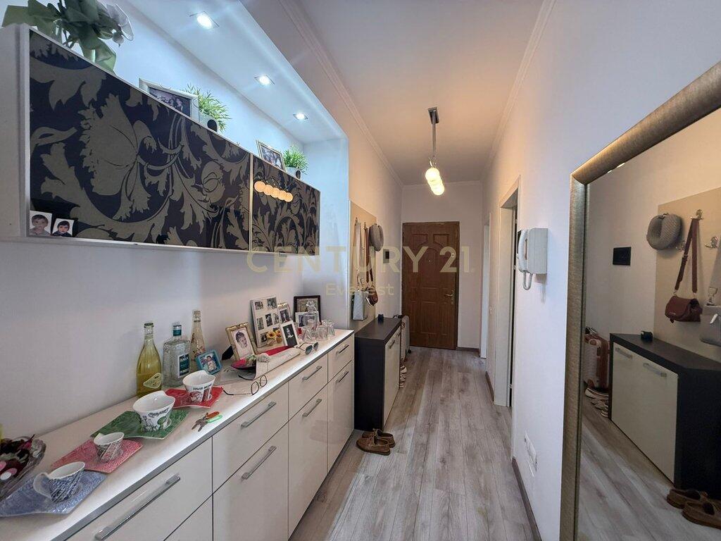 🏙️ Japim me Qira Apartament 1+1 – Ish Ekspozita, Unaza
